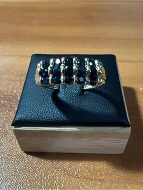Estate LADIES 10K YELLOW GOLD 3 Rows Of Sapphires Cocktail Ring Size 7